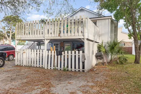 1710 Holly Dr., North Myrtle Beach, SC